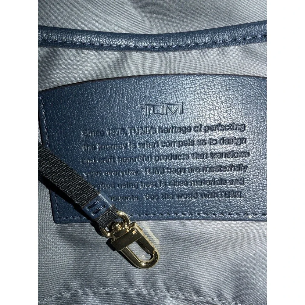 Tumi beautiful navy